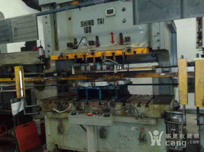 上海專業(yè)回收機械設備,回收數(shù)控機床,cnc加工中心